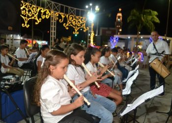 Prefeitura de Monteiro continua com a Programação do Monteiro Natal de Luz