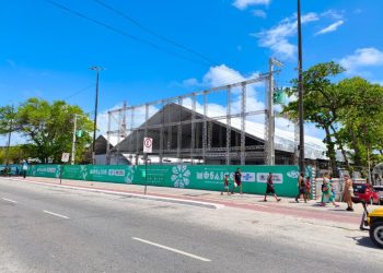 João Azevêdo assina decretos com incentivo à produção e à competitividade do álcool comercializado na Paraíba