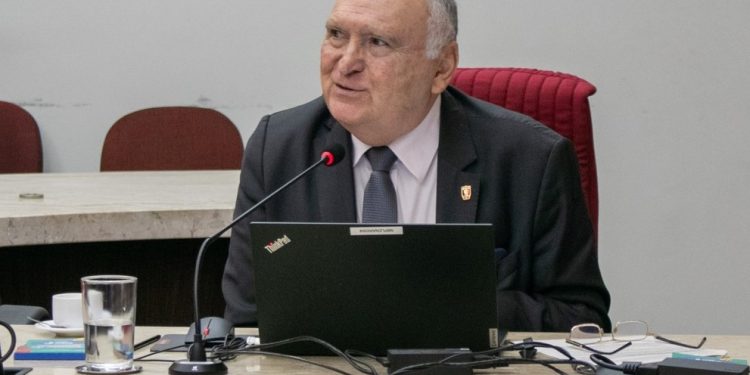 Nominando Diniz enfatiza responsabilidade dos prefeitos na gestão das águas da transposição do Rio São Francisco