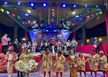 Natal Iluminado 2025 reúne cerca de 400 artistas e celebra o Dia Nacional do Forró em Campina Grande