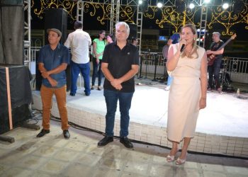 Monteiro Natal de Luz: Shows religiosos animam e emocionam a multidão