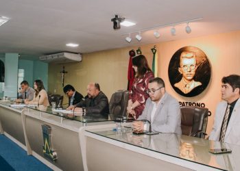 Vereadores abordam temas ligados à Educação, infraestrutura e assistência social durante sessão