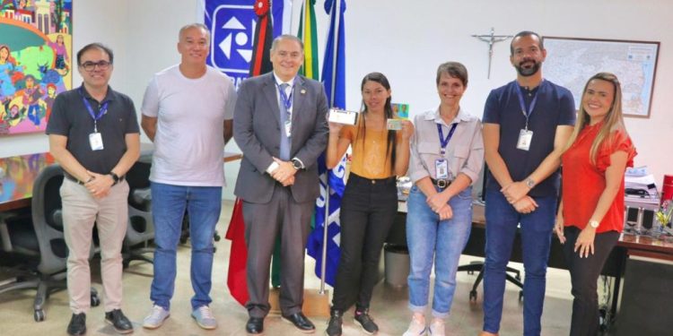 Detran da Paraíba emite a primeira CNH do Brasil