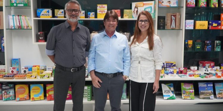 FIEPB por Toda a Paraíba: presidente Cassiano Pereira inicia visitas de 2026 na gráfica Santa Marta