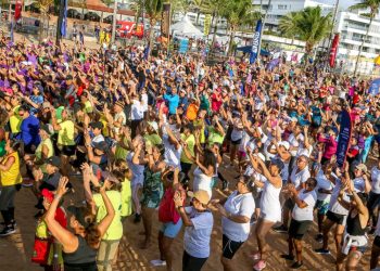 ‘Verão em Movimento’ leva centenas de pessoas ao Busto de Tamandaré em sua primeira edição