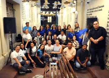 Primeira Caminhada Poética de 2026 recepciona presidente regional do Rotary Clube