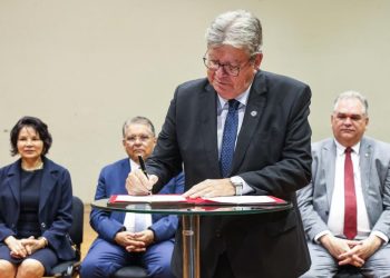 João Azevêdo entrega piscina terapêutica da Apae de Campina Grande nesta segunda-feira