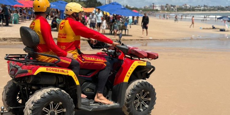 Bombeiros encerram Operação Carnaval 2026 com mais de 8 mil ações preventivas e sem registro de mortes por afogamento