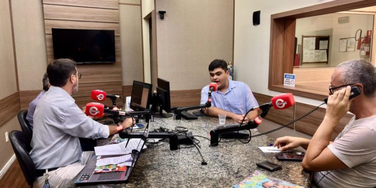 Em entrevista à Rádio Caturité secretário de esportes anuncia a compra de novas academias populares para a cidade