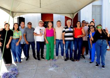 Exposição “Antigos Carnavais” é aberta oficialmente com a presença de autoridades, artistas e o homenageado Bião Nunes