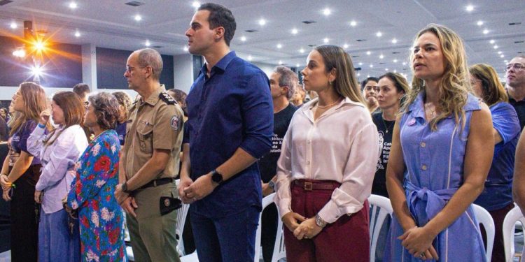 Lucas Ribeiro participa do encerramento do Crescer em Campina Grande com público recorde no Centro de Convenções