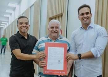 Lucas Ribeiro assina contratos do Empreender PB e faz balanço do programa em Campina Grande