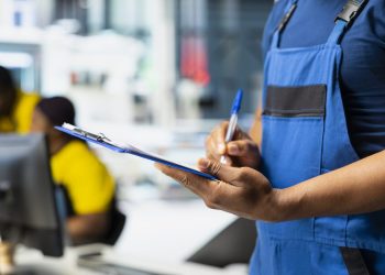 Setor de serviços na Paraíba registra 2ª maior taxa de crescimento do País em 2025, revela IBGE