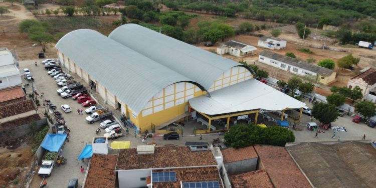 Prefeitura de Sumé organiza funcionamento do Mercado Público Municipal com foco nos feirantes e na população