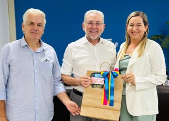 Prefeita Ana Paula e vice-prefeito Cajó Menezes se reúnem com superintendente do Sebrae