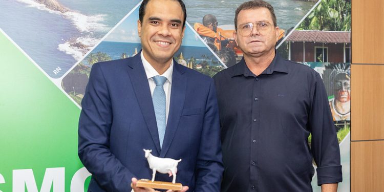 Prefeito Manezinho garante nova emenda parlamentar para fortalecer investimentos