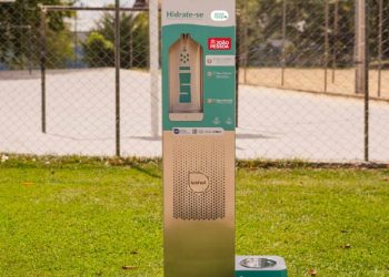 Prefeitura e Sicoob firmam parceria para instalação de totens de hidratação em espaços públicos