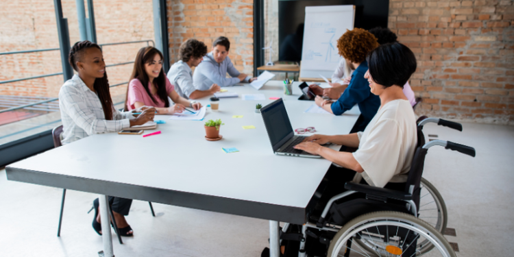Termo de compromisso firmado entre MPF e Crea-PB garante ampliação da inclusão em concurso público