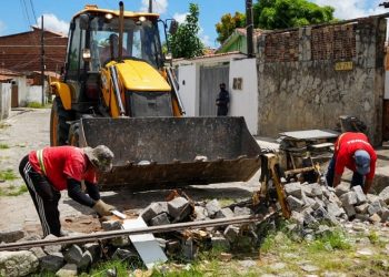 Ação do Gaeco, Segurança de JP, PC e PM reforça desobstrução de ruas bloqueadas por facções criminosas