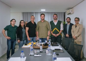 Bruno avança em diálogo com Sintab e anuncia decreto histórico das progressões após 18 anos de espera