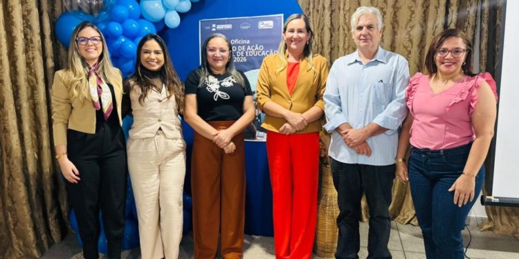 Monteiro realiza oficina para elaboração do Plano de Ação Municipal de Educação