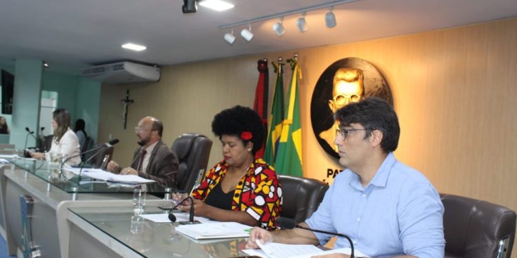 Presidente do Ipsem esclarece na Câmara projeto de parcelamento de débitos e garante equilíbrio previdenciário