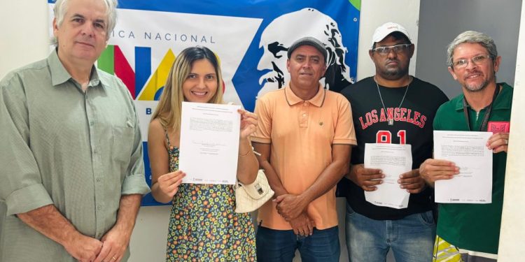 Secretaria de Cultura de Monteiro e contemplados realizam assinatura de contratos da Lei Aldir Blanc