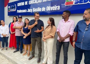 Prefeitura de Sumé entrega Centro de Educação Infantil no bairro do Alto Alegre