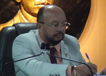 O presidente da Câmara de Campina Grande, vereador Saulo Germano, apresentou 15 requerimentos solicitando obras de saneamento, drenagem e pavimentação para o Conjunto do IPEP.