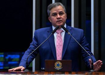 Na tribuna do Senado, Efraim Filho cobra transparência sobre leilão da Cagepa e questiona proposta única em PPP bilionária
