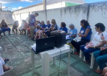 TECH ITINERANTE: Prefeitura de Campina Grande promove inclusão digital para idosos atendidos em vários Cras