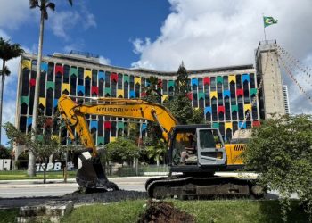 INFORME RELEVANTE: INTERDIÇÃO NA AVENIDA CANAL