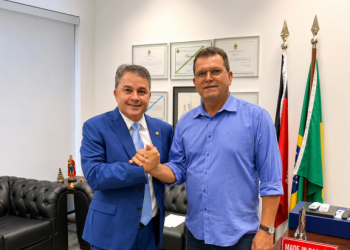 Parceria entre Prefeitura de Sumé e senador Efraim Filho garante mais R$ 3,3 milhões em investimentos para o município
