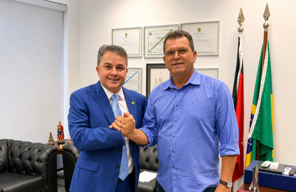 Parceria entre Prefeitura de Sumé e senador Efraim Filho garante mais R$ 3,3 milhões em investimentos para o município