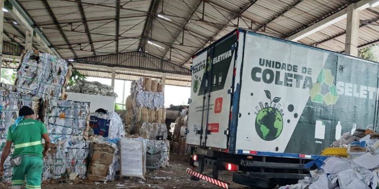 TRE-PB destina 3.642 kg de materiais recicláveis à Associação Catadores Acordo Verde