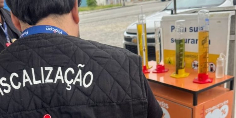 Operação Combustível Limpo: Procon-PB fiscaliza 15 postos em João Pessoa e Campina Grande em parceria com ANP