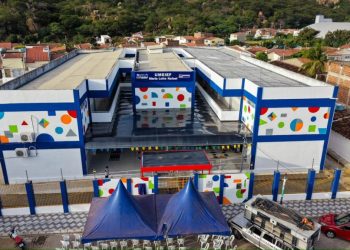Prefeitura de Sumé entrega revitalização das Escolas Maria Leite Rafael e Zélia Braz