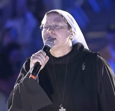 Noite religiosa mantém acesa a chama da fé n’O Maior São João do Mundo