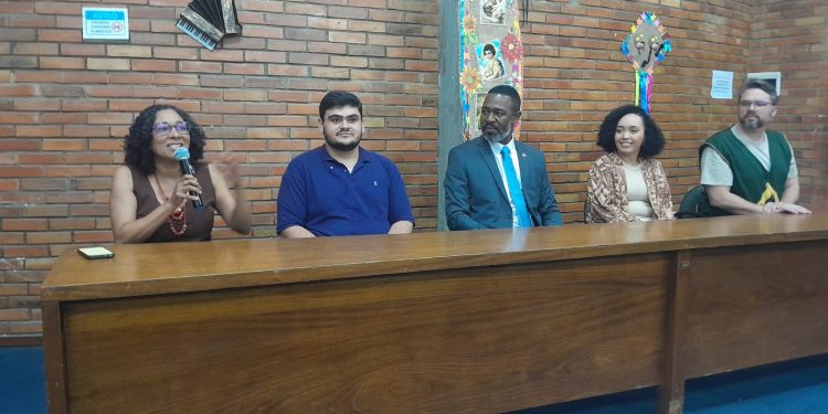 Prefeitura assina adesão ao Plano Juventude Negra Viva do Governo Federal