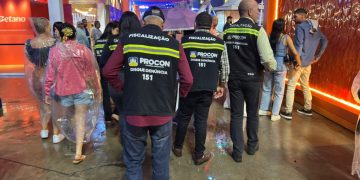 Procon-CG intensifica ações de fiscalização e orientação aos consumidores nos primeiros dias d’O Maior São João do Mundo