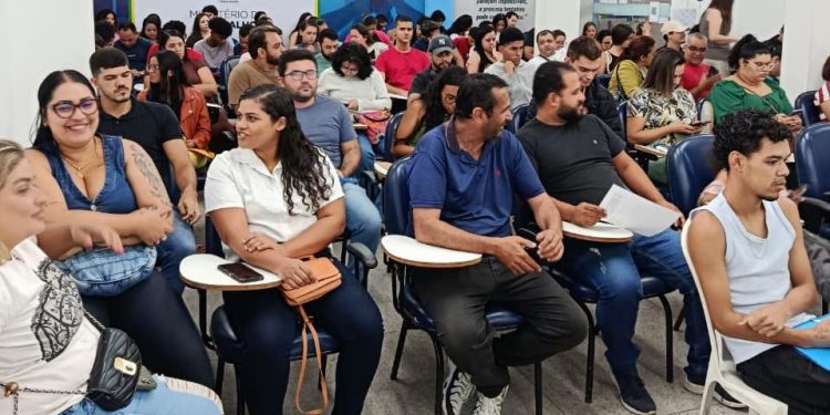 Sistema de cadastro do Sine Municipal oferece 1.578 vagas em Campina Grande