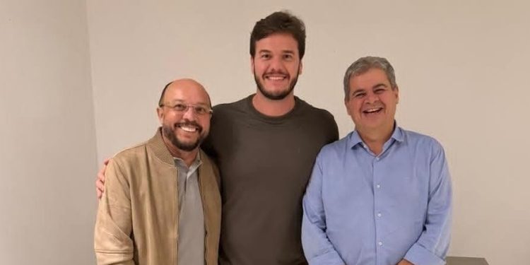 Saulo Germano debate prioridades de Campina Grande e LDO em reunião com o prefeito Bruno Cunha Lima e o vice, Alcindor Villarim