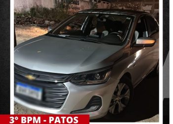 POLÍCIA MILITAR RECUPERA VEÍCULO ROUBADO HORAS APÓS O CRIME EM PATOS