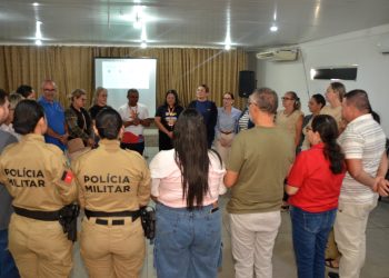 Capacitação aborda Mediação de Conflitos com diretores e inspetores de alunos em Monteiro