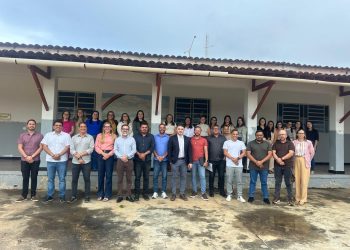 Prefeita Ana Paula e secretária Ana Lima participam do Encontro Regional de Alfabetização em Monteiro