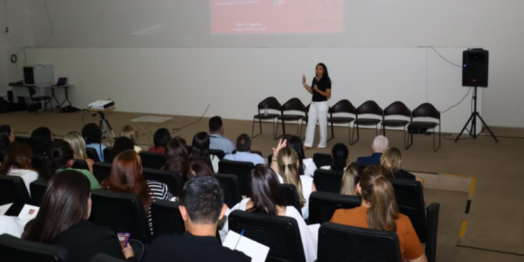 Patos recebe capacitação do projeto Empatia sobre rede de cuidado às pessoas com TEA
