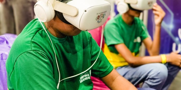 Projetos de Escolas Municipais de Campina Grande ganham destaque em feira de tecnologia, com soluções voltadas à sustentabilidade e à inovação