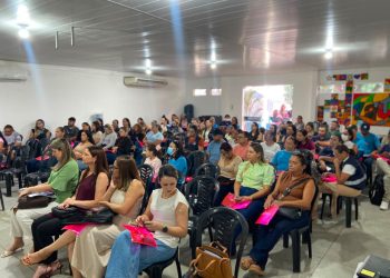 Secretaria de Saúde de Monteiro realiza palestra sobre o papel da Atenção Básica nas doenças raras como Mucopolissacaridose e Acondroplasia