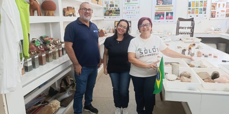 Visita técnica ao CDSA – UFCG – Sumé fortalece implantação da Farmácia Viva e futuros projetos terapêuticos em Monteiro