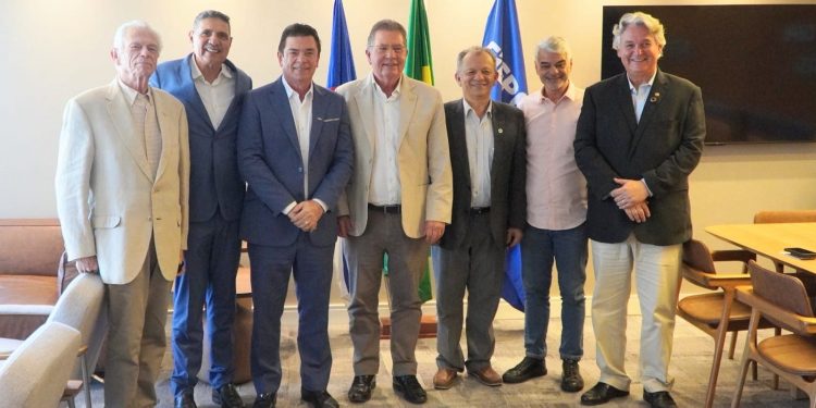 Transnordestina: presidente da FIEPB e Nordeste Forte participa de reunião em Pernambuco e reforça atuação conjunta em defesa da obra